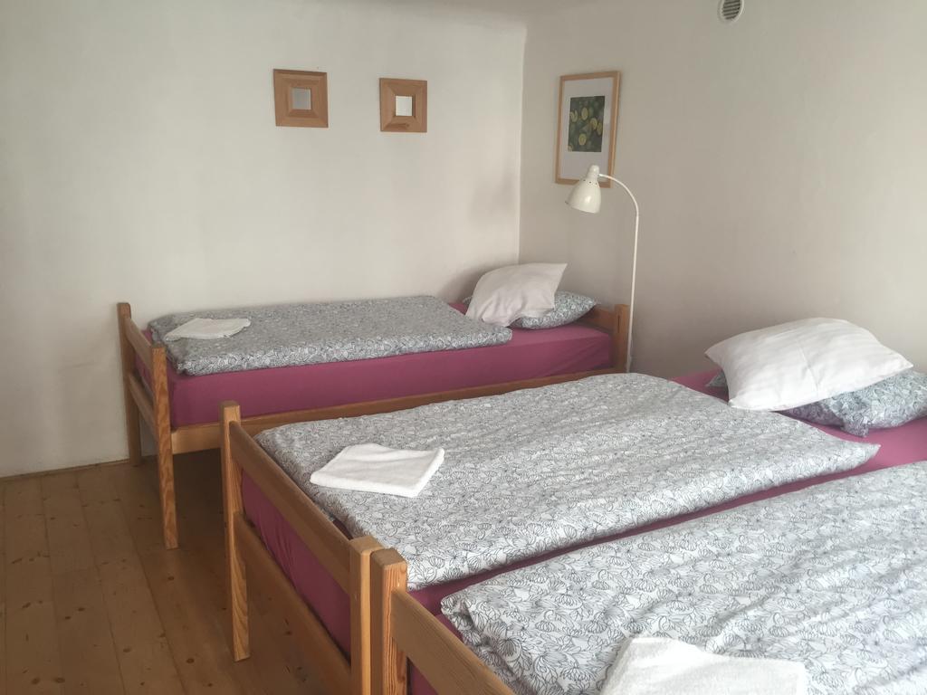 Apartments At The Golden Plough Prague Chambre photo