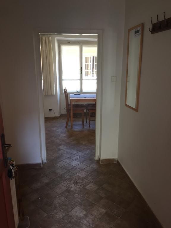Apartments At The Golden Plough Prague Chambre photo